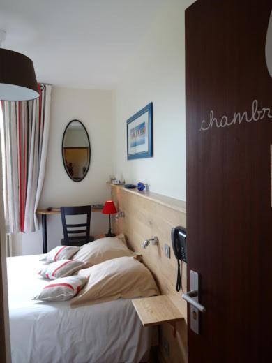 Hotel Beausejour Erquy Pokoj fotografie